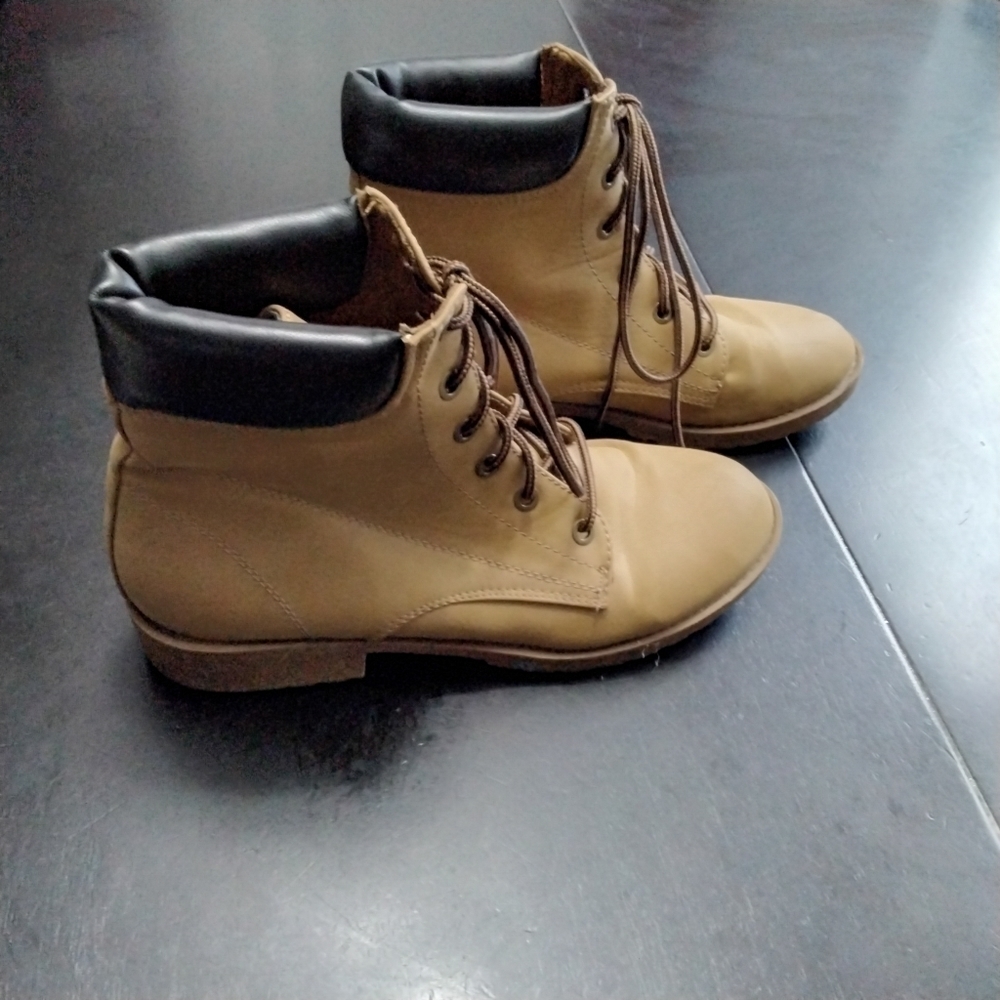 Women 's Top Moda Boots Size 7.5